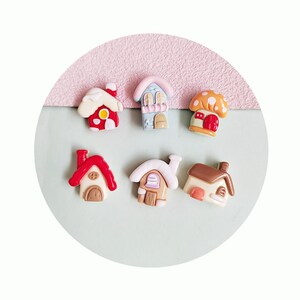 Ciondoli con retro piatto in resina Forme di casa Cabochon Scrapbooking Gioielli fai da te Accessori per la decorazione artigianale Ciondolo della casa di Natale per bambini