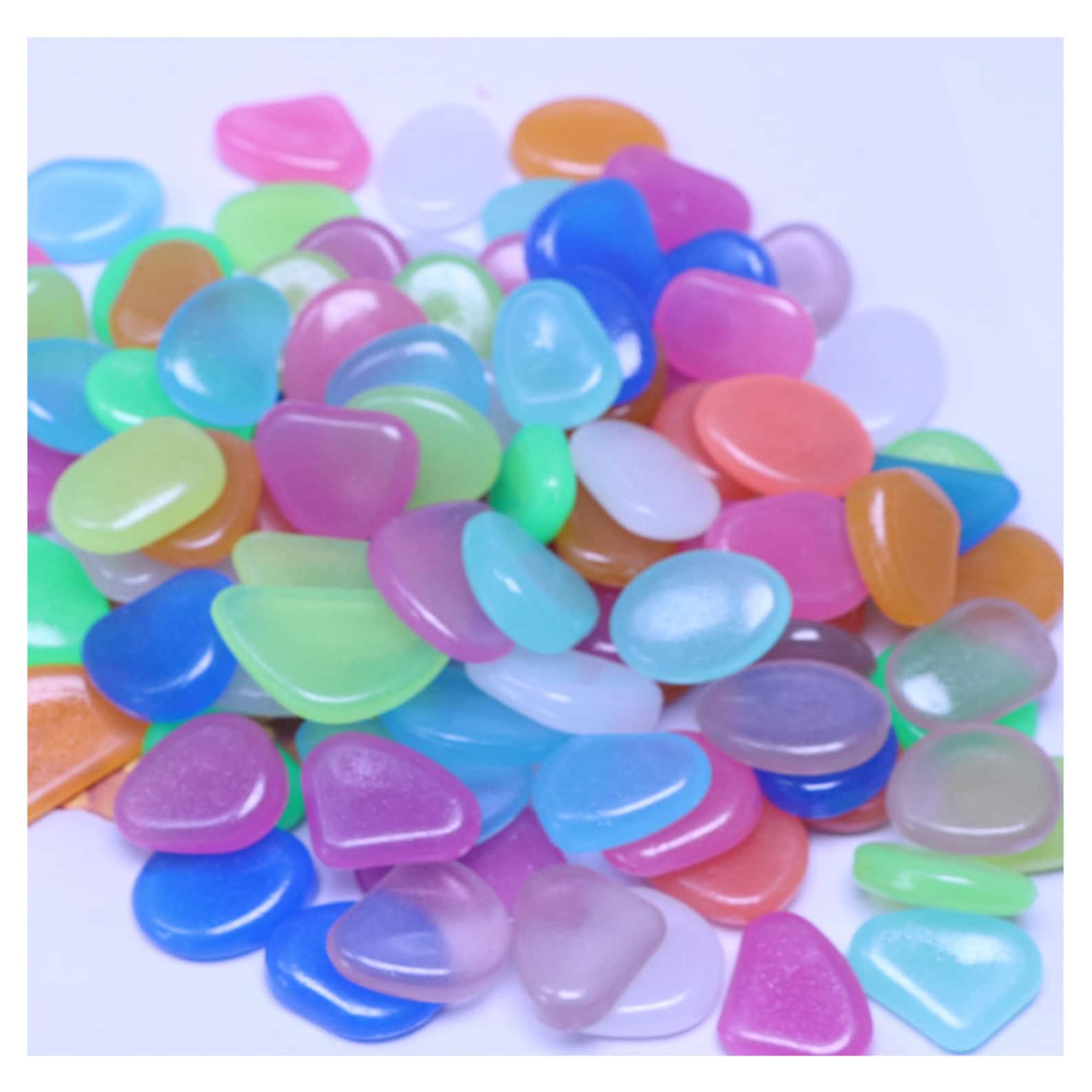 Colorful Glow in Dark Pebble Stones Mixed Color Outdoor Luminous Stones ...