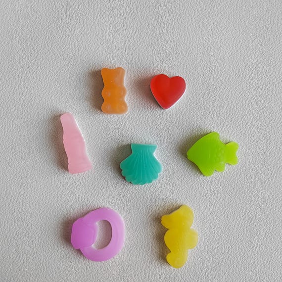 Wholesale Candy Decorations Brightly Color Gummy Candy Resin Charms for  Phone Case Charms,Slime Supplies,Scrapbooking Embellishment