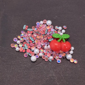 Dijes de frutas, piedras preciosas de rhinestone, cuentas redondas, rebanadas de arcilla de cereza, arcilla polimérica mixta, chispas para suministros de slime DIY