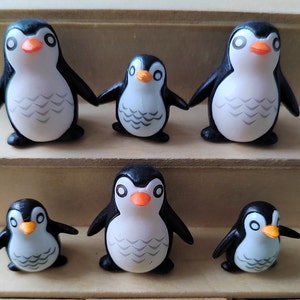 20mm  25mm DIY Crafts Mini Winter Penguin Miniature Figurine Christmas Figures For Fairy Garden Gnomes Moss Terrariums Decoration