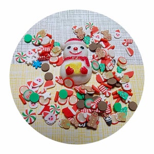 Zelfgemaakte handgemaakte producten Polymeerklei hagelslag Kerstklei Plakjes Hoed Peperkoek Snoepblikje Bomen Sneeuwpopbedels