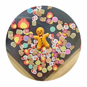 Gingerbread Man Charm Kerst Polymeer Hot Clay Plakjes Cake Vuur Vlam Sneeuwpop Hagelslag voor Ambachten Maken DIY Slijmaccessoires