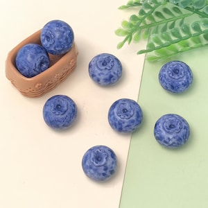 17mm Mini Blueberry Artificial Blueberries Realistic Fruit Miniature Resin Figures for Home Party Ornament Photography Prop