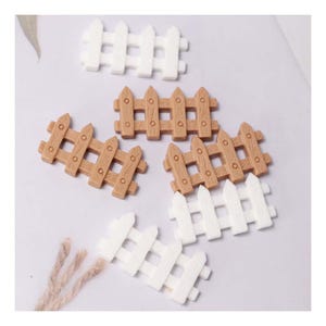 31 mm Ostern Charms weiß braun Miniatur Mini Zaun Fee Garten Barriere Harz Handwerk Zimmer Dekor Maison Figurine Dekoration Zubehör