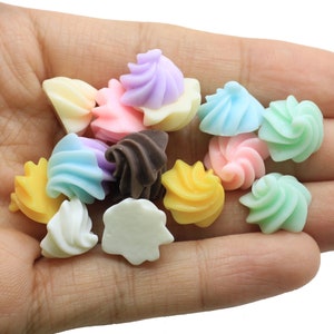 Cabochão de resina com costas planas e cores pastel de creme de 10*14 mm, enfeite de anel de brinquedo, acessório de capa de telefone, decoração