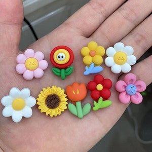 Assortiment de fleurs Résine Flatback Bouton Tournesol Marguerite Fleur Flat Back Embellissements pour l’artisanat Scrapbooking Faire du bricolage