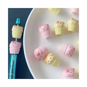 Cuentas de acrílico con forma de cupcake y forma de cerdito para hacer bolígrafos