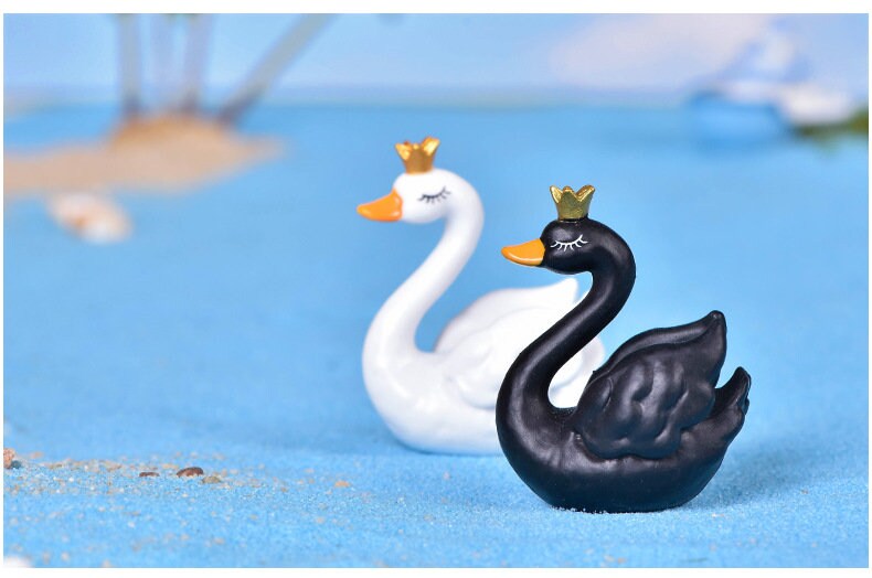 BLACK SWAN,新品未開封,DOKKEN,MSG,WHITESNAKE 3D Crown Black Swan Plastic Animal Small Statue Little Figurine