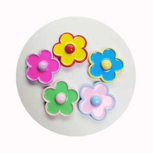 Cabochon di fiori a 5 petali in resina con retro piatto di colore misto, ciondoli con retro piatto da 52 mm