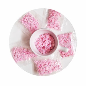 Tranches de slime personnalisées de 5 mm à l'argile et aux fraises roses