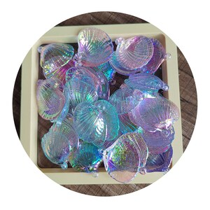 Colgante acrílico de color brillante con dijes de concha UV de 28mm para accesorios de fabricación de joyas