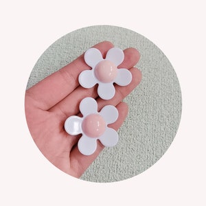 Weiß 19mm 23mm 27mm 37mm Flatback Blume Cabochons Harz Verzierungen für Scrapbooking Haarbogen Mitte DIY Handwerk