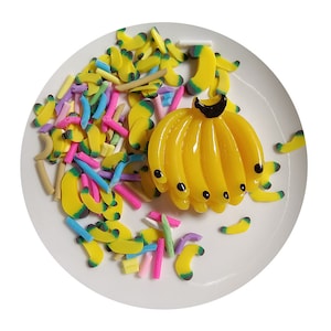 Gelbe Bananen-Sahne-Torte Polymer Clay Obst-Scheiben Für Obst Slime-Top-Streuseln