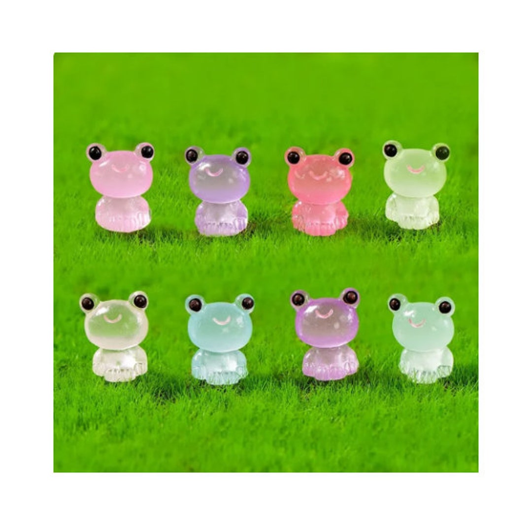 14mm Glow in Dark Resin Frog Figures for Home Decorations Doll House