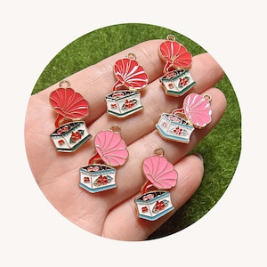 Stile retrò fonografo lega smalto ciondolo cartone animato fai da te collana braccialetto orecchino portachiavi accessori