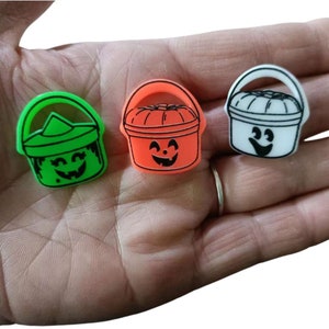 Pezzi grezzi in acrilico con retro piatto, design con stampa di Halloween, arancione verde, 26 mm, per portachiavi, orecchini, ciondoli di melma