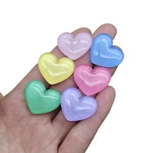 Cabochons coeurs gonflés pastel avec bijoux féeriques scintillants Artisanat kawaii, décoration scintillante, cabochons coeurs en résine, nœuds pour cheveux