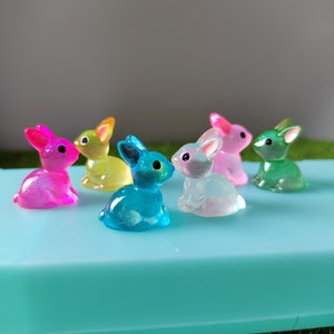 Glow In The Dark Lovely Cute 3D Bunny Rabbit Miniatures Fairy Garden Decor Crafts DIY Wholesale Supplier