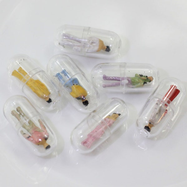 Transparent Capsule Shell Plastic Pill Container Pill Cases Bottle Splitters Capsule Figurines Diy Accessories