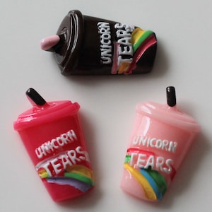 Unicorn Tear Sippy Cup Resina Flatback Cabochon Miniatura Alimentos Arte Suministro Decoración Encanto