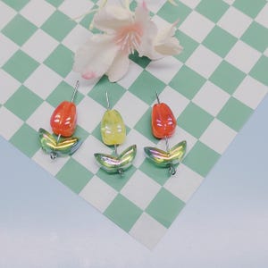 Tulip Kleine Blumen Perlen Blume Staubblatt Set Perlen für DIY Handy Kette Auto Hängen Schlüsselanhänger Anhänger Zubehör Materialien