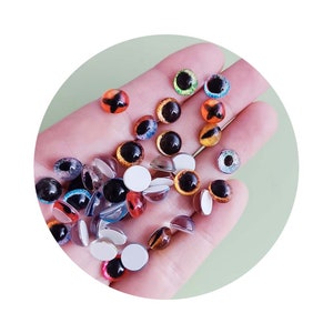 Olhos de vidro com parte traseira plana 8mm 10mm 12 mm Olhos para bonecas e animais Olhos de vidro redondos Olhos de vidro pequenos coloridos para artesanato DIY e acessórios de brinquedos