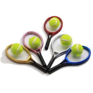 Miniatur Kinder Garten Mini Tennis Schläger & Ball Geschenk Puppenhaus Puppenhaus Accessoire