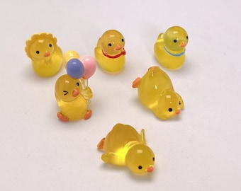 Luminous Mini Resin Animals Tiny Duck Resin Animals Glow in Dark to Hide Around The Office Home, Garden Miniatures Fairy Garden