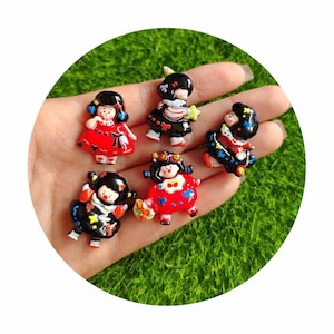 Wholesale Resin Flatback Cabochon Cartoon Girl Mixed Cabochons