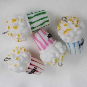 33mm Kawai 3D miniatuur nep popcorn hars bedels voor ketting oorbel sleutelhanger charme hanger DIY craft accessoires