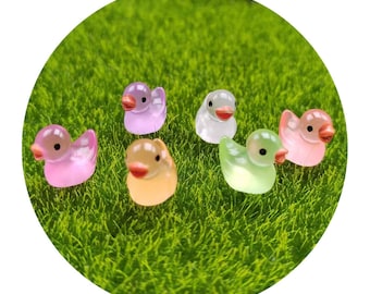 Świecąca w ciemności miniaturowa mała żółta kaczka miniaturowa lalka domek dla lalek dekoracja ogrodu wróżki żywiczne rzemiosło dla domowych roślin dekoracja bonsai
