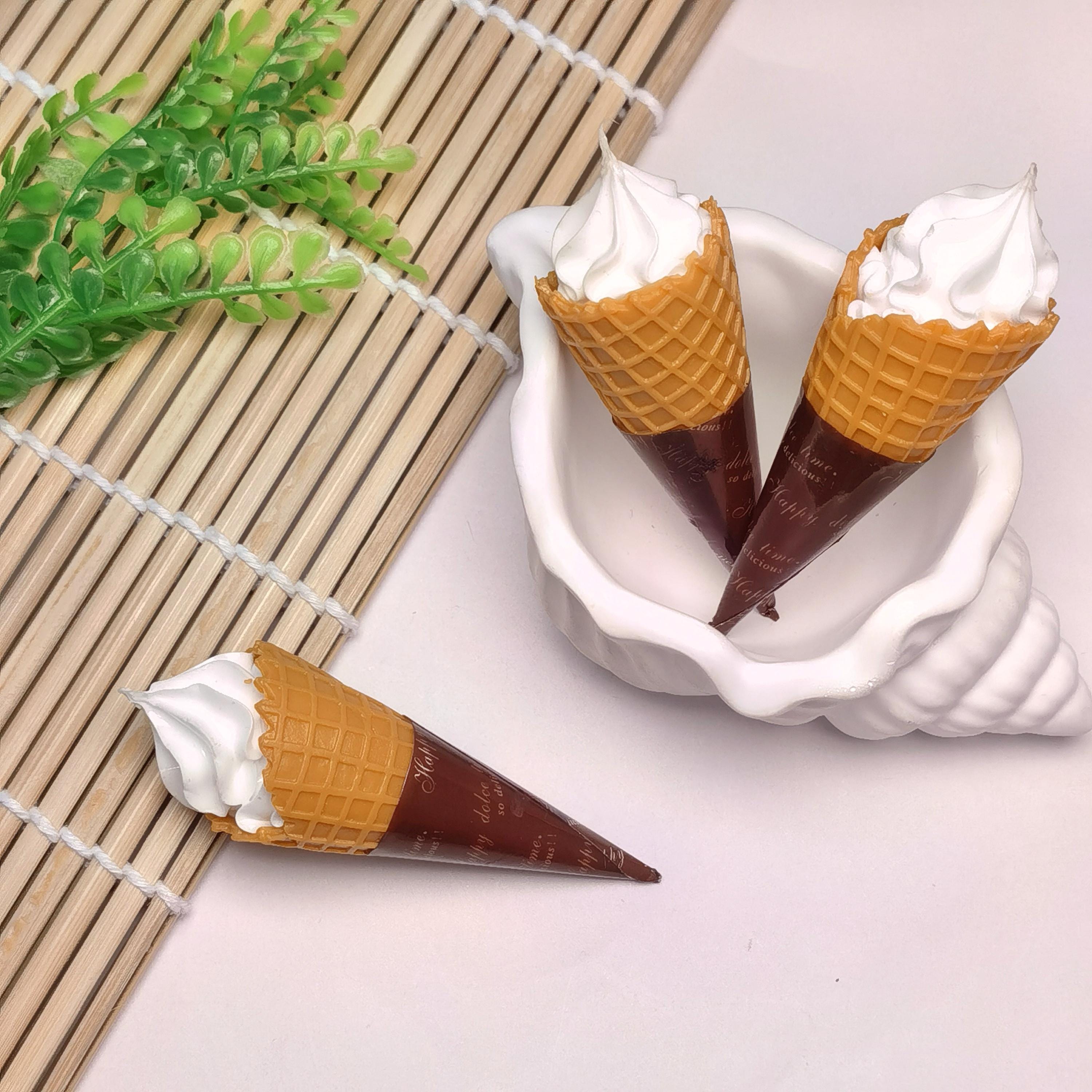 3Dリアルアイスクリームコーン 夏の食べ物ミニチュア アイスクリーム