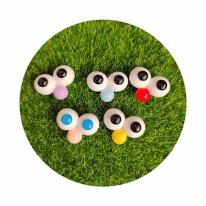 Abalorios de limo a granel Kawaii, simulación de ojos de dibujos animados, dijes para hacer joyas, pulseras, collares, pendientes, cabujón con parte posterior plana de resina