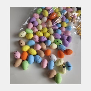 Kleine Frohe Ostern 18 mm 20 mm 30 mm Bunte Eier Künstliches Haus Party Zubehör DIY Handwerk Geschenk Favors Ostern Dekoration
