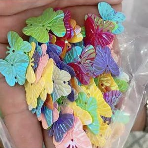 Lantejoulas soltas de PVC com borboletas planas e glitter de 22 mm para artesanato, lantejoulas, costura de casamento, decoração artesanal, acessório faça você mesmo