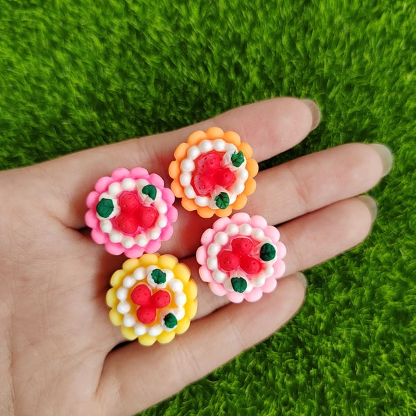 Kawaii résine gâteau fraise Charlotte Miniature Flatback Cabochon bricolage boucle d'oreille artisanat décoration maison cadeau téléphone décor