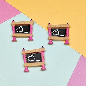 Mini quadro-negro de resina de simulação, cabochões com parte traseira plana, scrapbook, artesanato, faça você mesmo, brinquedos para crianças, acessórios para casa de bonecas em miniatura