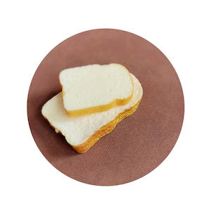 Mini pan con encanto, mini tostada, modelo antidecoloración, mano de obra fina, simulada, creativa, llamativa, decoración, tostada de resina, pan en miniatura para el hogar