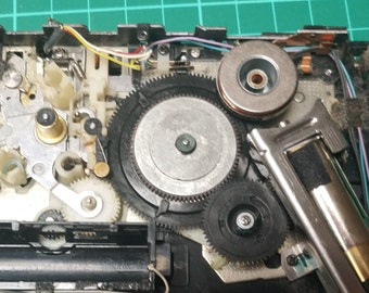 Sony DD Series Walkman New Center Gear - wm-dd wm-dc2 wm-d3 wm-f5 repair crack Sony DD Series Walkman New Center Gear - wm-dd wm-dc2 wm-d3 wm-f5 repair crack