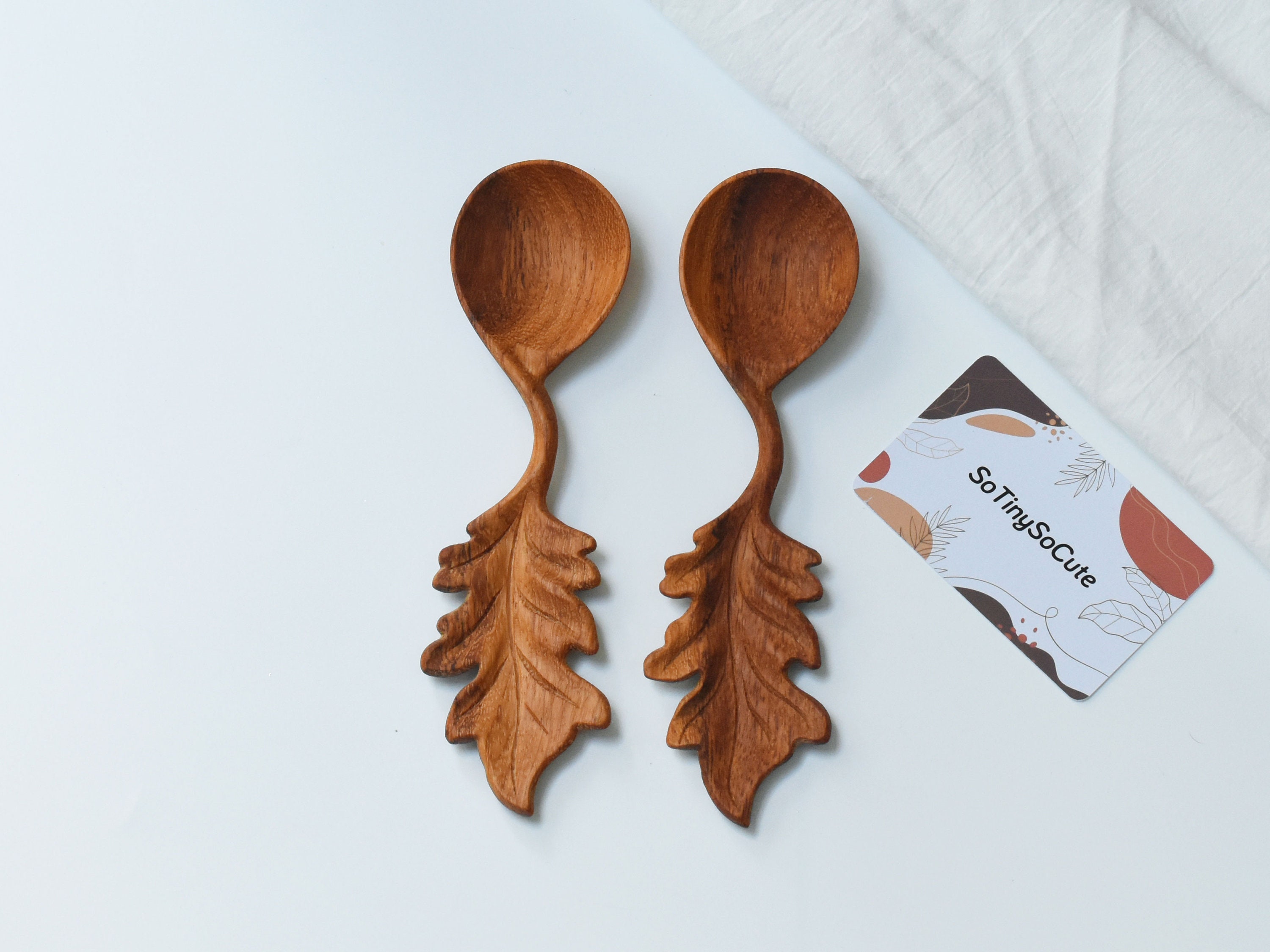 cuillère en bois unique faite à la main - cadeau de cuillère carrcée art spoon gift