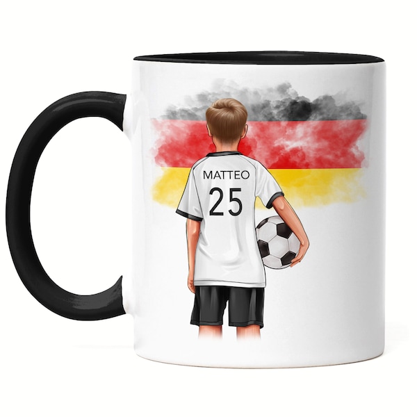 Fussball Tasse Schwarz Personalisiert WM Weltmeisterschaft Namen Fußball Becher Fanartikel Kinder Jungs Mädchen Fussballtasse Fußballfan