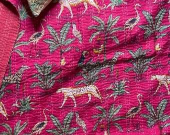 Hot Pink Gepard Dschungel Kantha Quilt Königin Reine Baumwolle Kantha Decke Kantha Tagesdecke Tagesdecke Kantha Bettdecke Boho Quilt