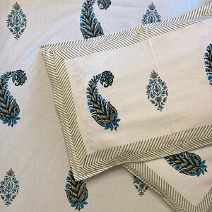 Grey Blue Paisley White Pure Cotton Summer Bedsheet Hand Block Motif Print Queen Pure Cotton Bedsheet Bed Cover Boho Quilt Soft Bedsheet