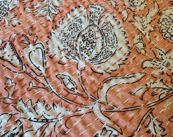 Baby Pink Minimal Floral Print Bestseller Kantha Quilt Queen Pure Cotton Throw Blanket Kantha Bedspread Coverlet Bed Cover Boho