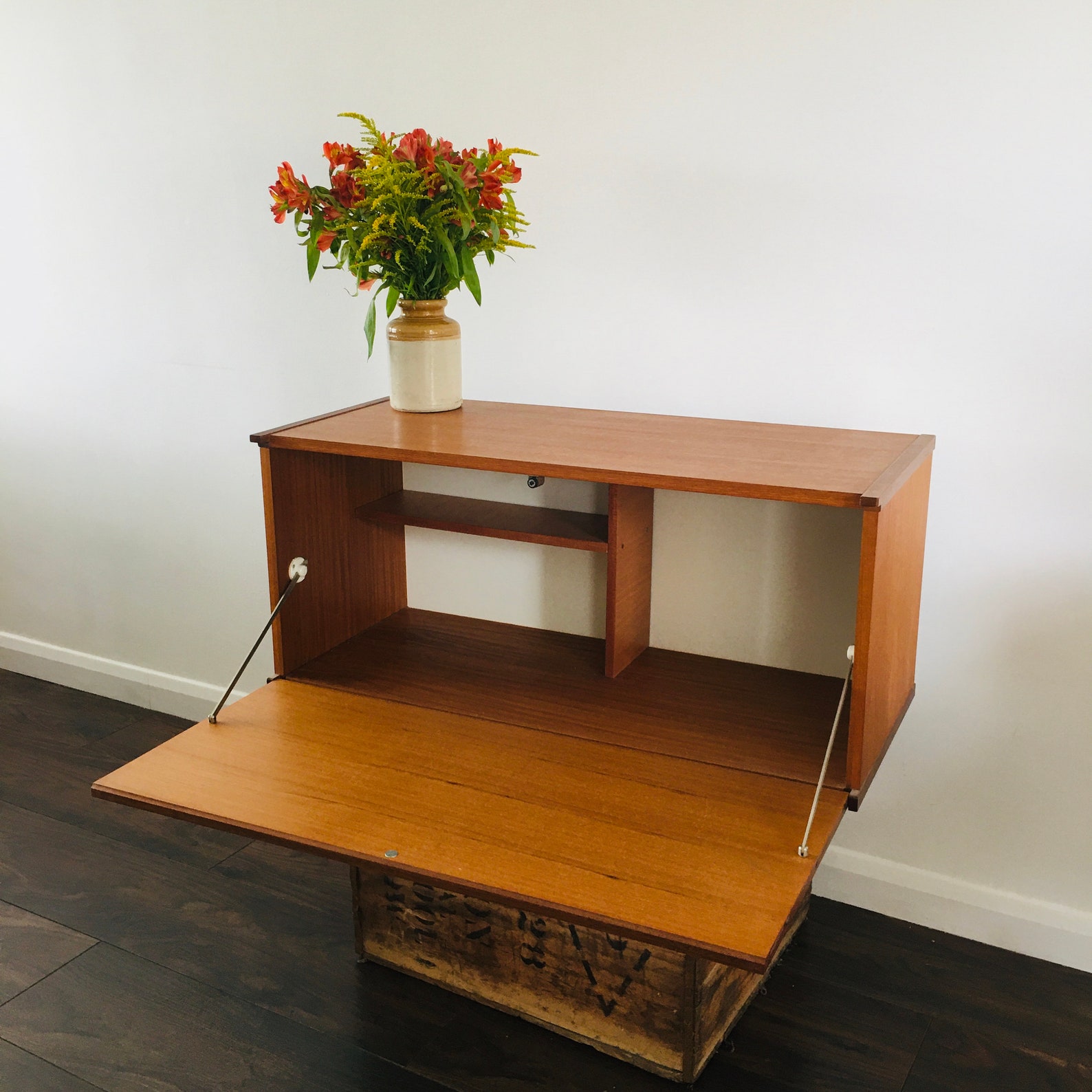 Wall Mounted Floating DropDown / Desk by Beaver & Etsy