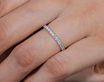 3/4 Eternity Moissanit Ehering mit 1,6 mm Steinen 14K Weißgold Micro Pave Eternity Diamant Ring Zarte Diamant Ehering