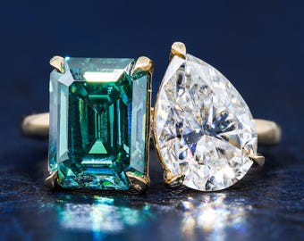 4.15 TCW Pear & Green Emerald Cut Moissanite Engagement Ring Vintage Wedding Ring 18K Gold Ring Dainty Ring Two Stone Ring Toi Et Moi Ring