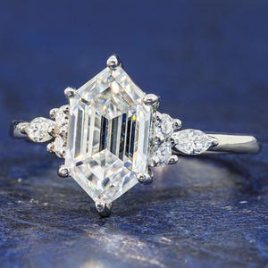 Art Deco Long Hexagon Diamond Ring, Vintage Engagement Ring, Lab Grown Cluster Diamond Ring, Unique Promise Ring for Her