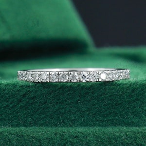 1,6 mm Halbe Eternity Hochzeitsring Massivgold Stacking Band Zarte Diamant Ehering Zierliche Gold Moissanit Band Jubiläumsband